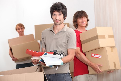 Removal van and moving boxes for a Kennington property move