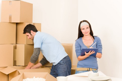 Furniture and item transport help for Kennington residents